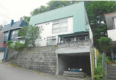 小樽市最上二丁目
１３５番１４の競売物件