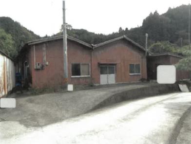 美馬郡つるぎ町半田字高清
１３８９番１の競売物件