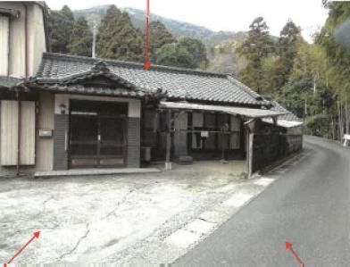 土佐清水市斧積字ヤイクサシ
734番9の競売物件