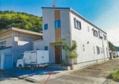 西予市三瓶町有網代字殿浦
３７７番５の競売物件