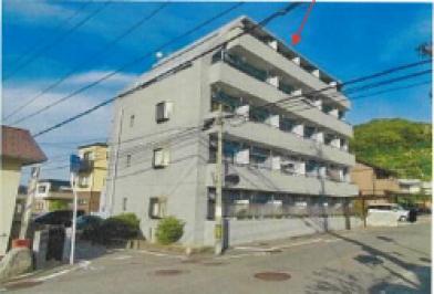 松山市山越三丁目
１０１０番４の競売物件