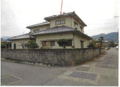 松山市上野町
甲１５７番の競売物件