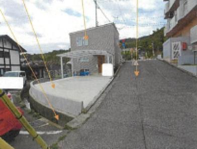 今治市近見町二丁目
辛８４番３０の競売物件