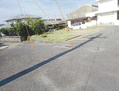 四国中央市中曽根町字下石床
２４８４番４の競売物件