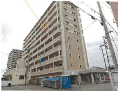 新居浜市泉宮町　甲１０９６番地１の競売物件